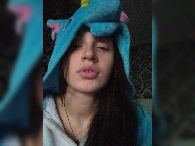 Live sex webcam photo for MarwelBaby #272226699