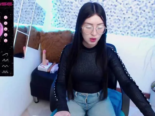 Live sex webcam photo for Mary-Dreams #275625351