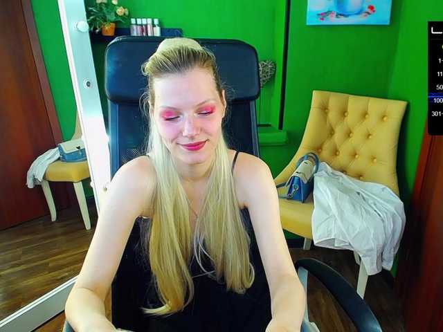 Live sex webcam photo for MaryFlex #276027387