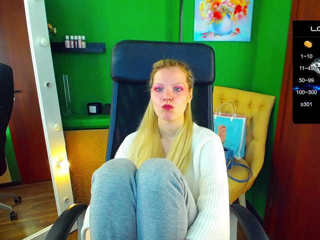 Live sex webcam photo for MaryFlex #276231839