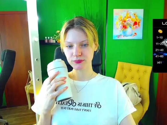 Live sex webcam photo for MaryFlex #277442102