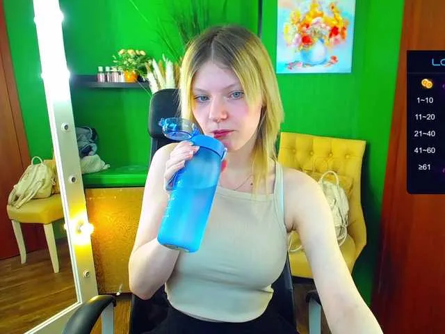 Live sex webcam photo for MaryFlex #277655687