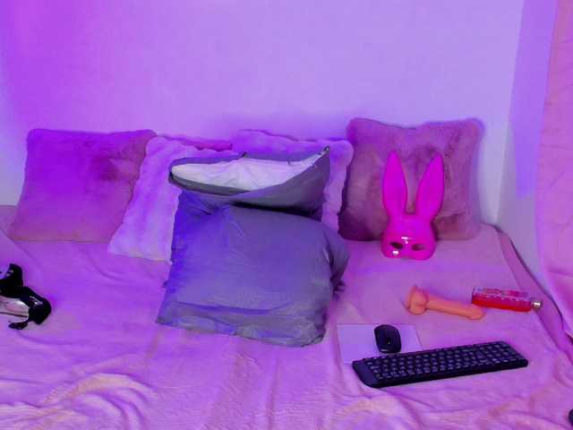 Live sex webcam photo for MaryGaby #276542397