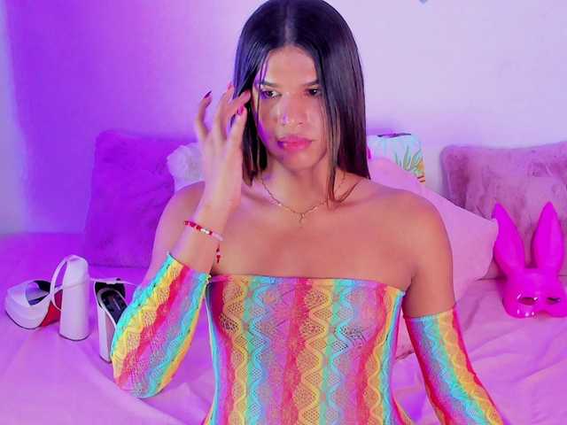 Live sex webcam photo for MaryGaby #277300732