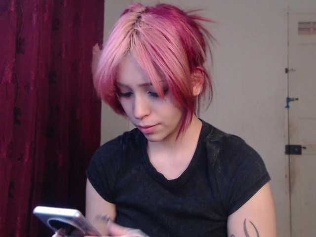 Live sex webcam photo for MaryJannes #290895891