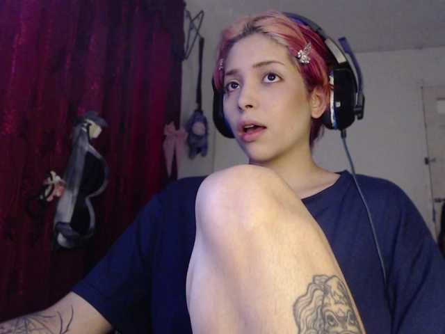 Live sex webcam photo for MaryJannes #290979210