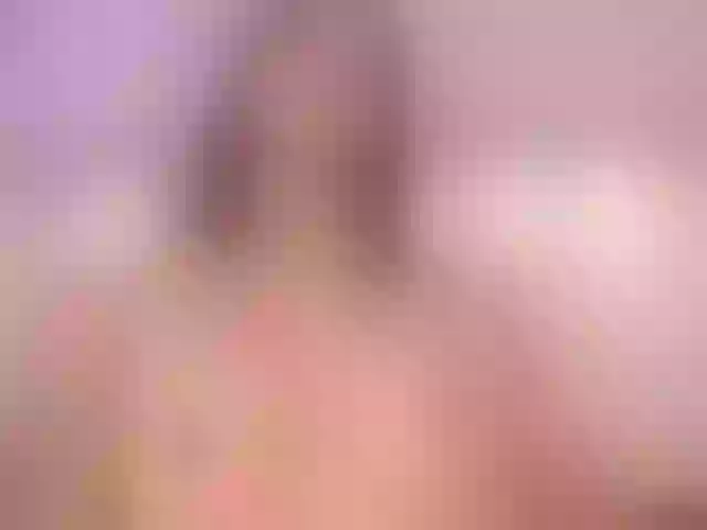 Live sex webcam photo for MaryLewis #275524742