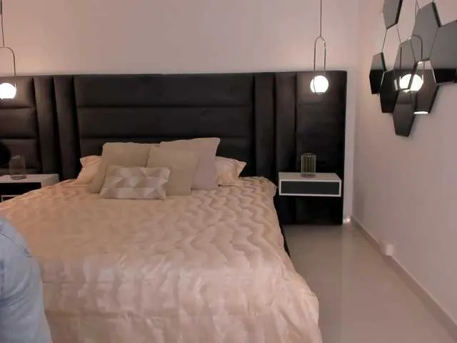 Live sex webcam photo for MaryLewis #290248987
