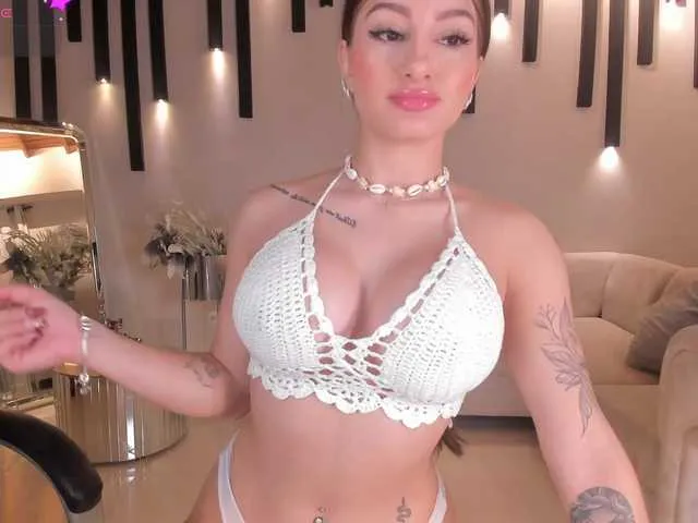 Live sex webcam photo for MaryLewis #290676873