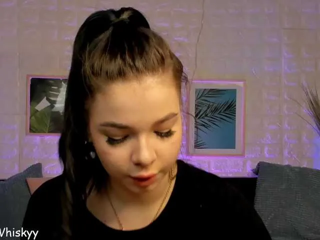 Live sex webcam photo for MaryLopec #272515355