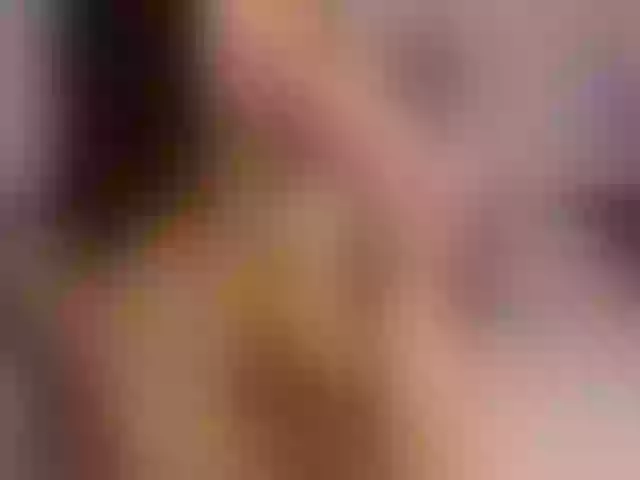Live sex webcam photo for MaryLopec #272554470