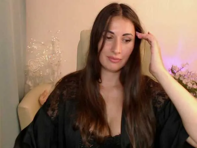 Live sex webcam photo for MaryMalory11 #291584477