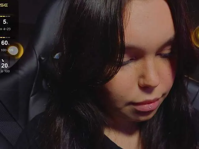 Live sex webcam photo for MaryMayven #291495818