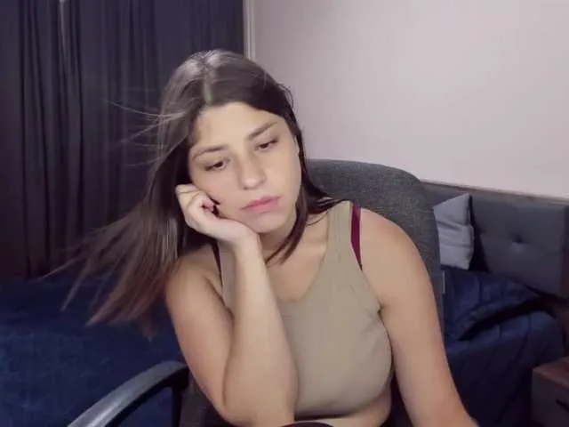 Live sex webcam photo for MarySummer #276044507