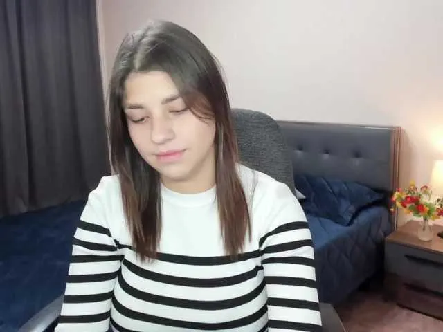 Live sex webcam photo for MarySummer #276320268