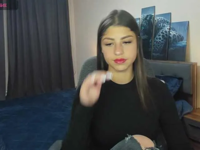 Live sex webcam photo for MarySummer #290521348