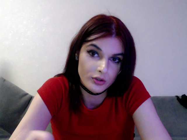 Live sex webcam photo for MaryVamp999 #278044984