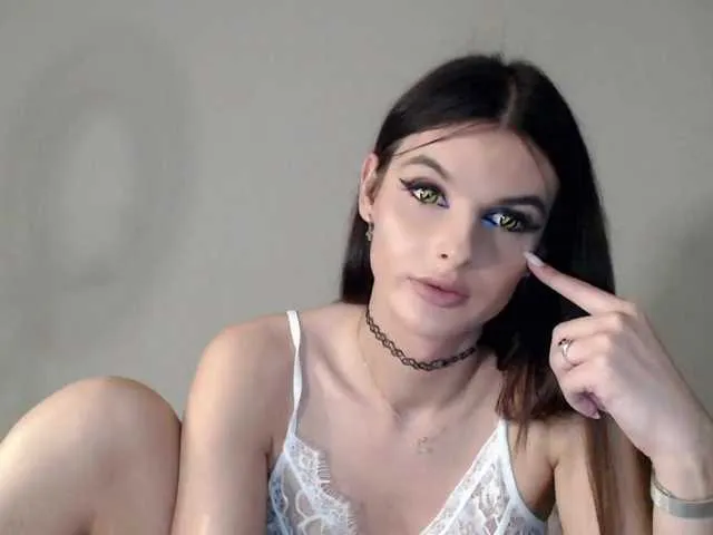 Live sex webcam photo for MaryVamp999 #291537153