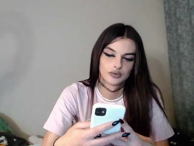 Live sex webcam photo for MaryVamp999 #292050514