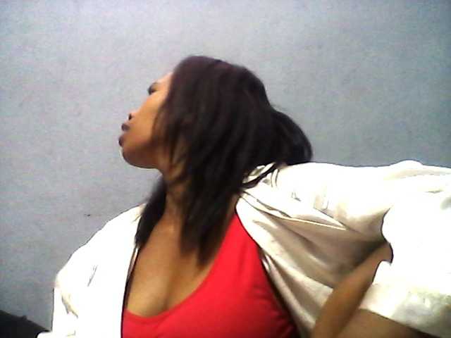 Live sex webcam photo for Maryalolie1 #275982573