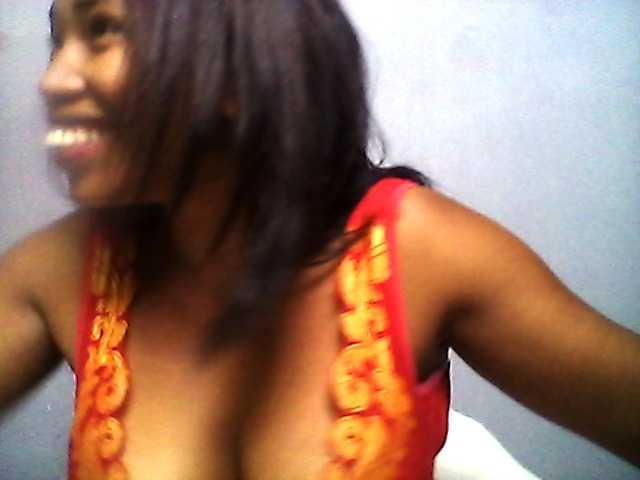 Live sex webcam photo for Maryalolie1 #275995540
