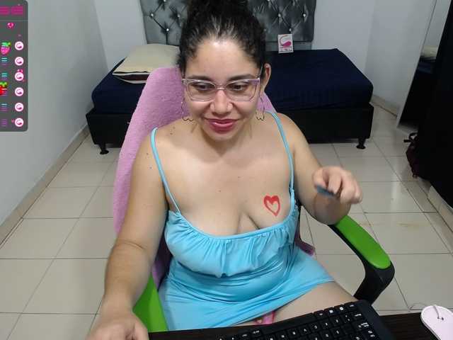 Live sex webcam photo for MaryamAyad #274113612