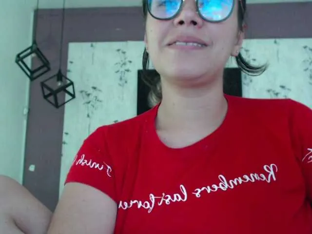 Live sex webcam photo for Marylin-corner #275700657
