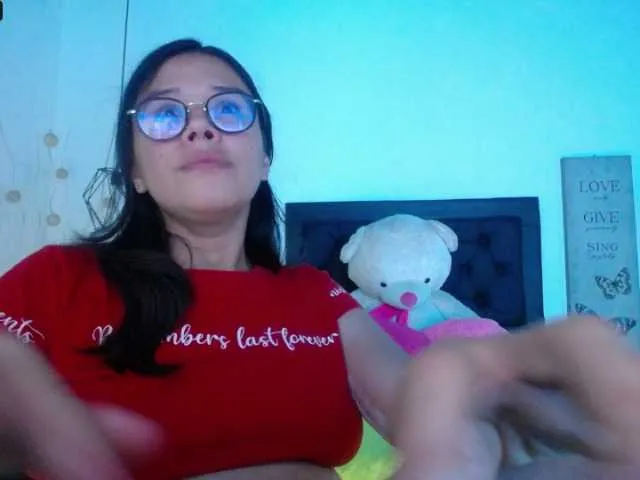 Live sex webcam photo for Marylin-corner #275951219