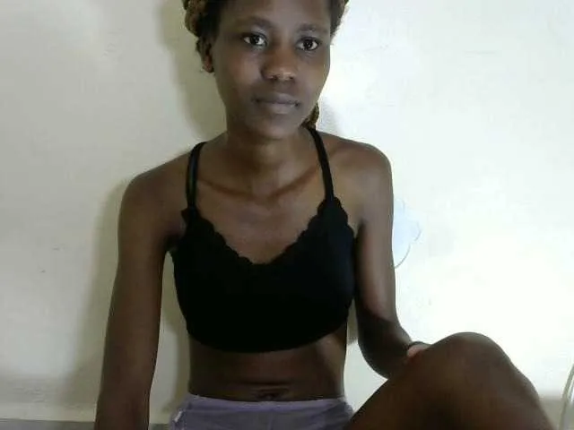 Live sex webcam photo for Marylov25 #277658834