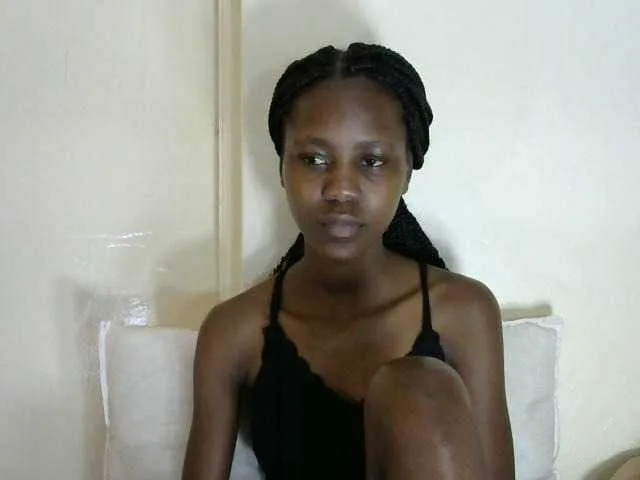 Live sex webcam photo for Marylov25 #277774731