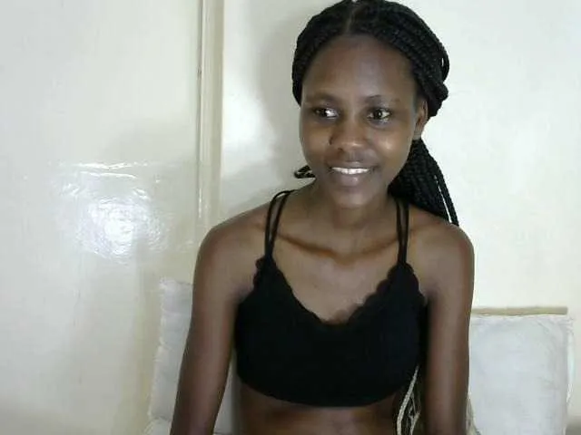 Live sex webcam photo for Marylov25 #277779876