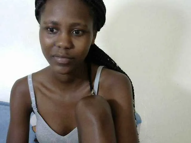 Live sex webcam photo for Marylov25 #277833793