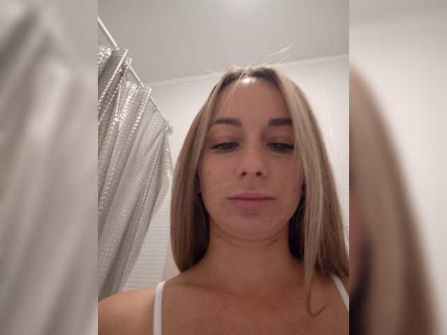 Live sex webcam photo for MarysiaXXX #276488489