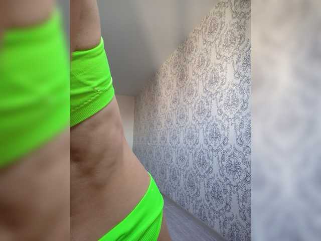 Live sex webcam photo for MarysiaXXX #276536425