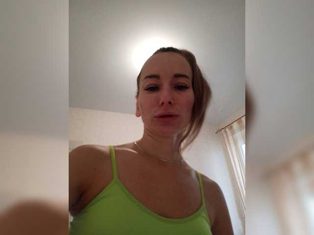 Live sex webcam photo for MarysiaXXX #276751120