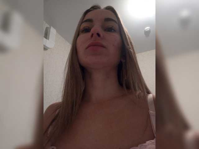 Live sex webcam photo for MarysiaXXX #276857202