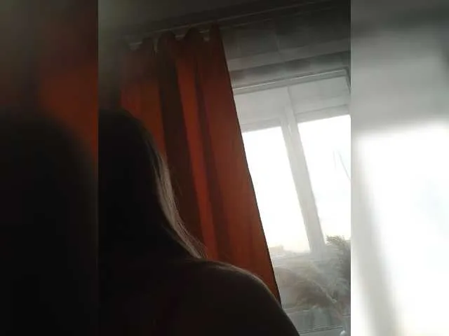 Live sex webcam photo for MarysiaXXX #277304394