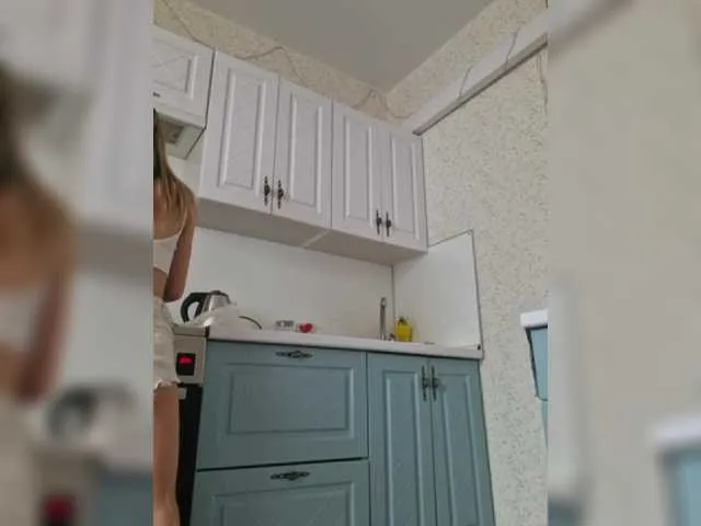 Live sex webcam photo for MarysiaXXX #290826870