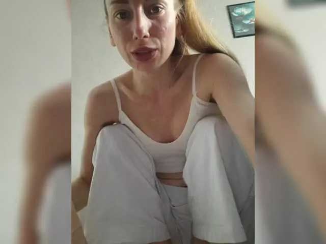 Live sex webcam photo for MarysiaXXX #290847533