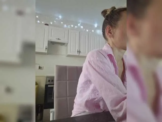 Live sex webcam photo for MarysiaXXX #290854185