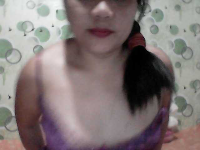 Live sex webcam photo for Marzha #271923168