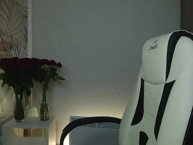 Live sex webcam photo for Masha-Masha #276421777