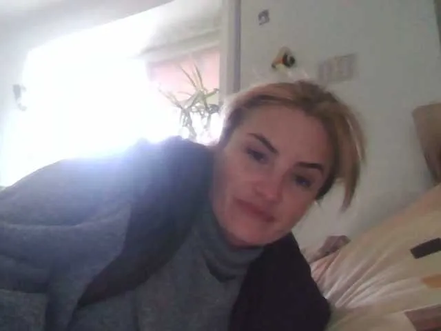 Live sex webcam photo for Masha59 #273327096