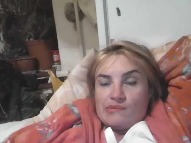 Live sex webcam photo for Masha59 #273383914