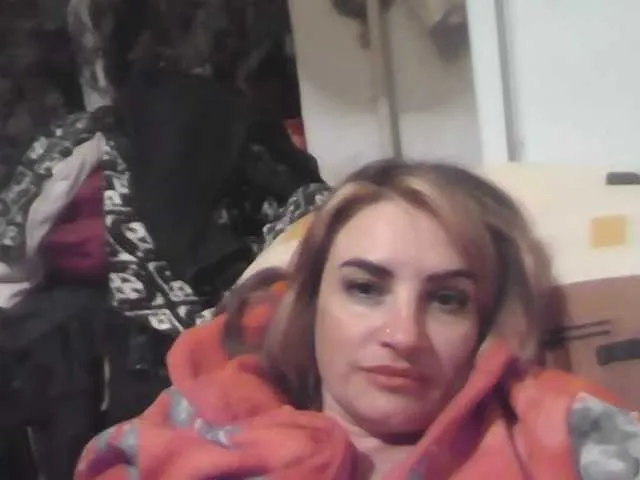 Live sex webcam photo for Masha59 #273409462