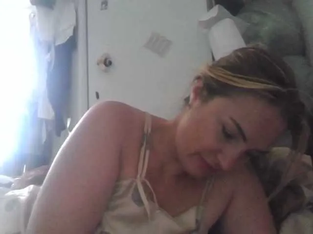 Live sex webcam photo for Masha59 #274316721