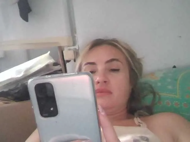 Live sex webcam photo for Masha59 #274371899