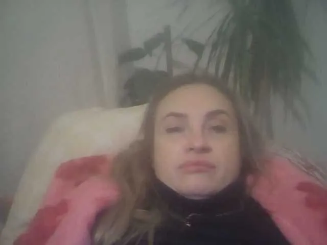 Live sex webcam photo for Masha59 #277041743