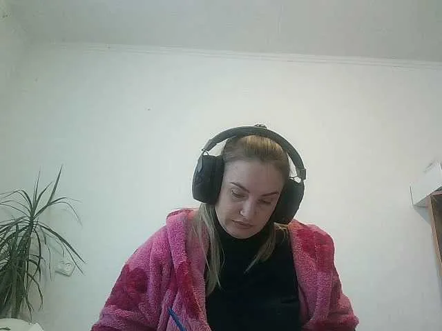 Live sex webcam photo for Masha59 #277105051