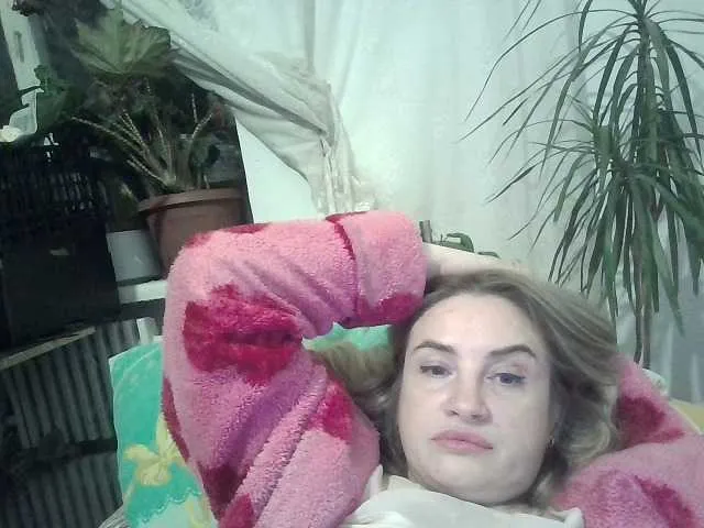 Live sex webcam photo for Masha59 #277305709